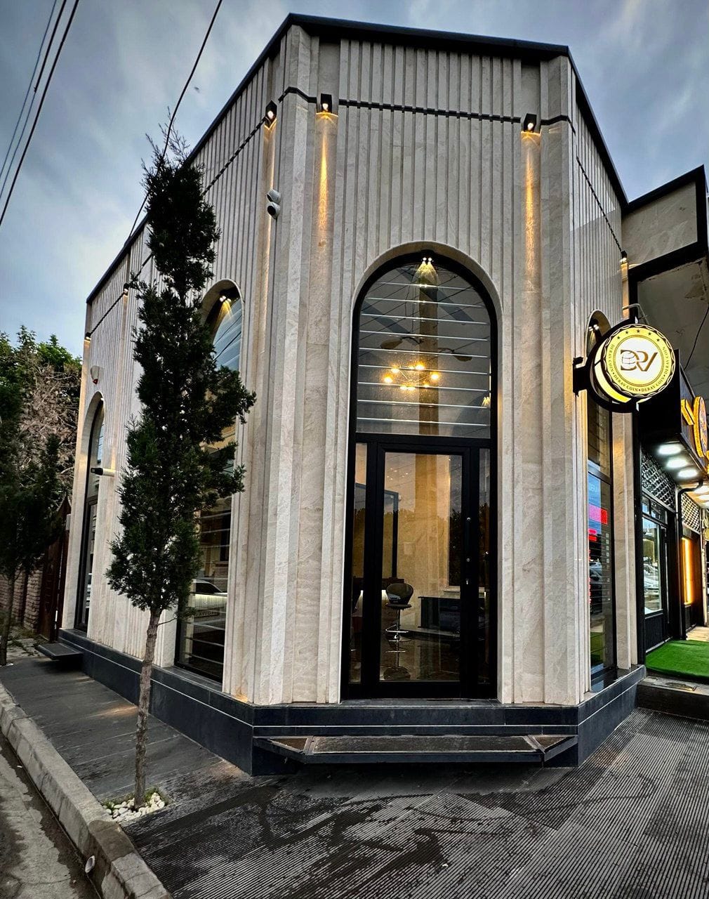 تصویر جلد آگهی