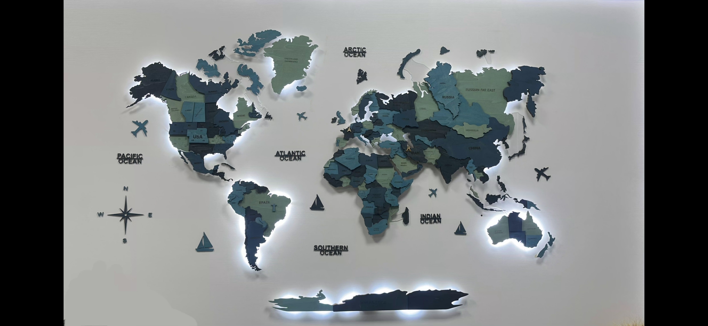 تصویر جلد آگهی